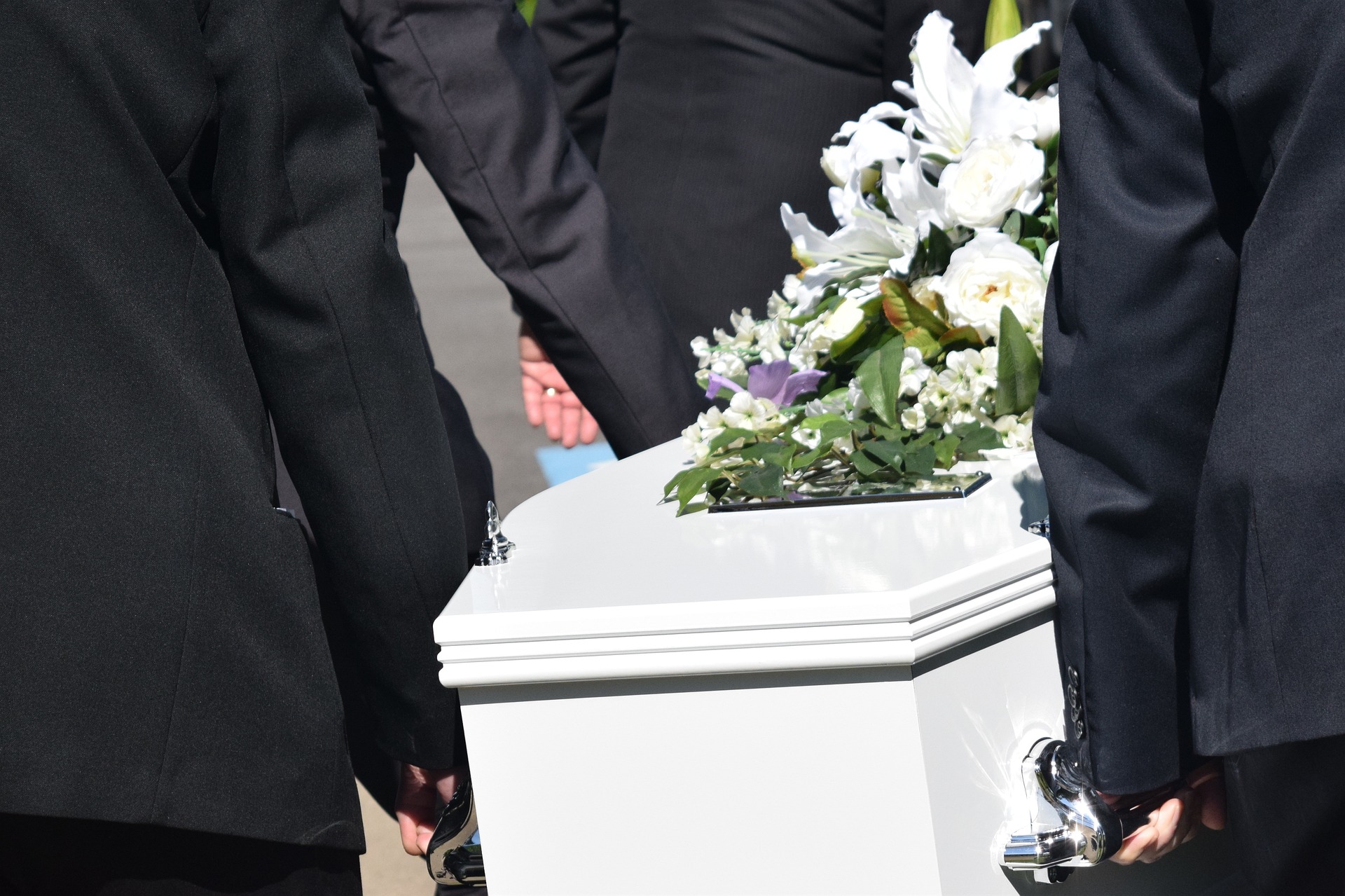 Profesjonalna obsługa ostatniej drogi: usługi funeralne w stolicy